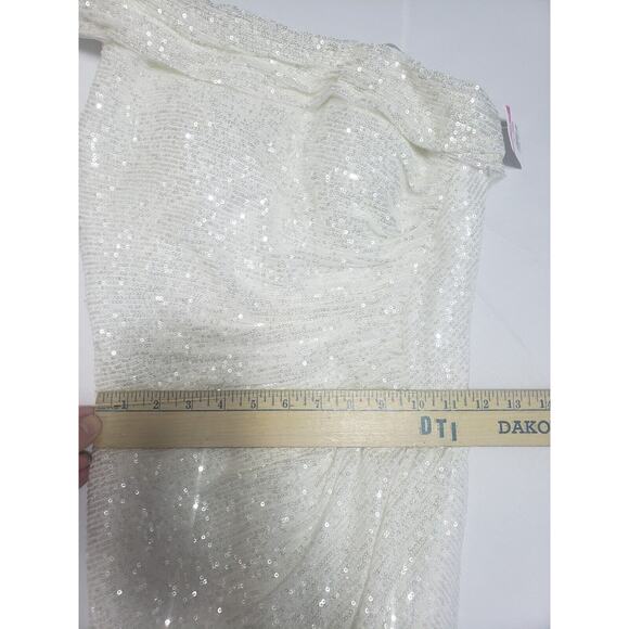 La Femme White Sequin Bodycon One Shoulder Gown sz 6 Fairy Whimsicle Romantic - Picture 9 of 11